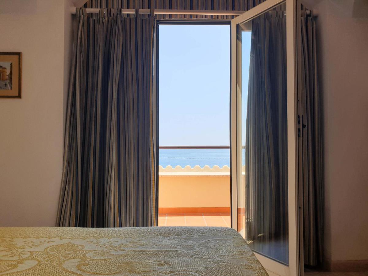 Casa Vacanze Umberto I Бова-Марина Екстер'єр фото
