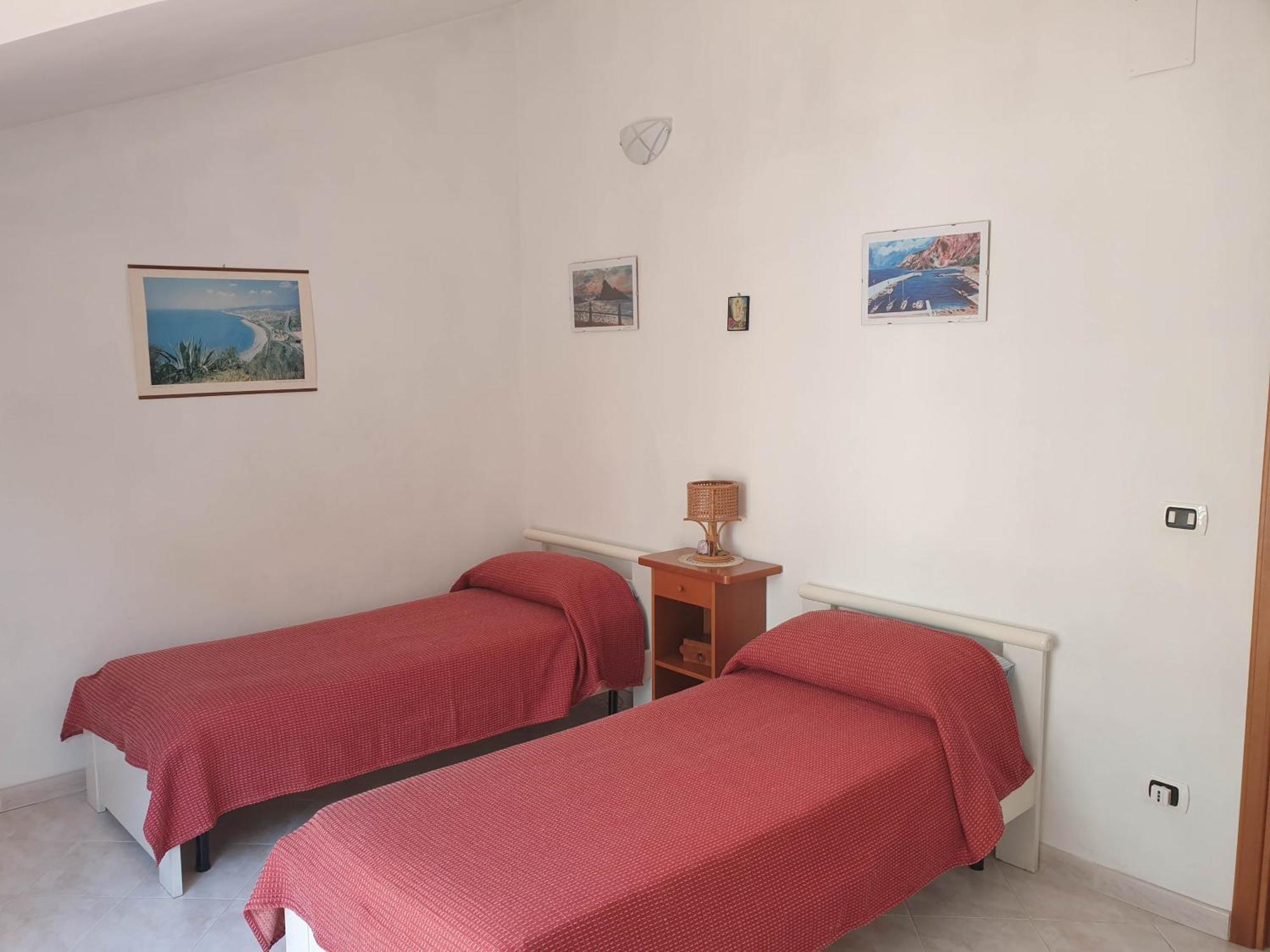 Casa Vacanze Umberto I Бова-Марина Екстер'єр фото