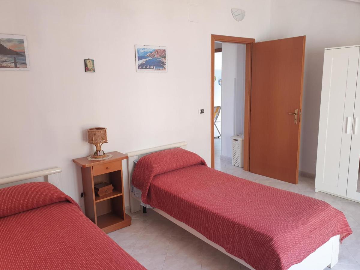 Casa Vacanze Umberto I Бова-Марина Екстер'єр фото